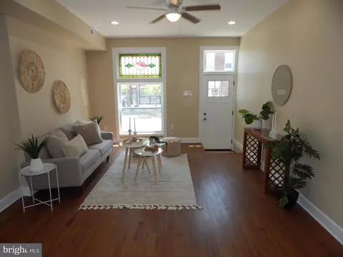 Living - 3042 E Monument St, Baltimore, MD 21205 photo 5 of 8