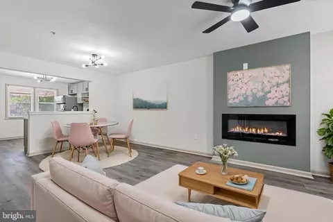 1502 Leslie St, Baltimore, MD 21217