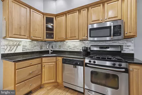 Kitchen - 411 S Wolfe St, Baltimore, MD 21231 photo 3 of 3