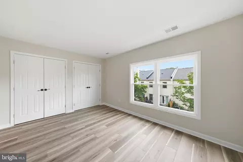 207 Roundhouse Ct, Baltimore, MD 21230 photo 15