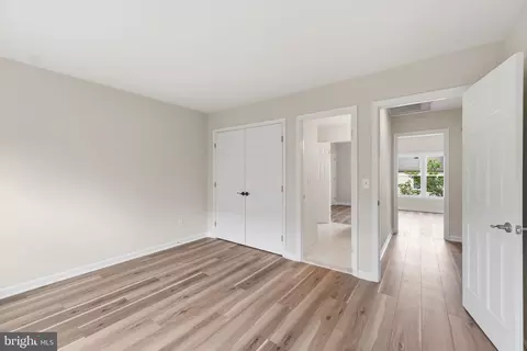 207 Roundhouse Ct, Baltimore, MD 21230 photo 12