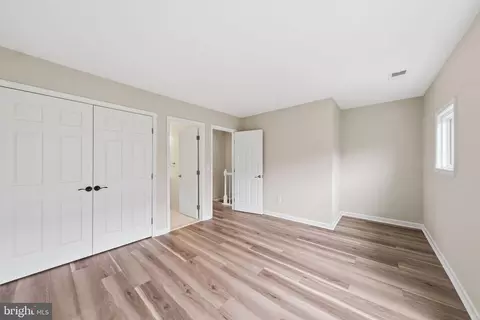 207 Roundhouse Ct, Baltimore, MD 21230 photo 11