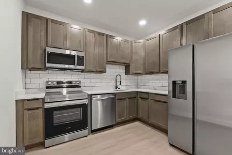 2117 Clifton Ave, Baltimore, MD 21217