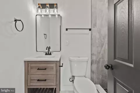 Bath - 2117 Clifton Ave, Baltimore, MD 21217 photo 1 of 2