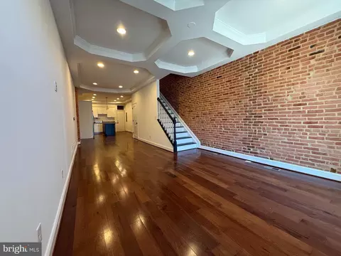 Living - 3237 E Baltimore St, Baltimore, MD 21224 photo 3 of 3