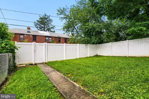 Exterior - 1720 E Belvedere Ave, Baltimore, MD 21239 photo 5 of 6