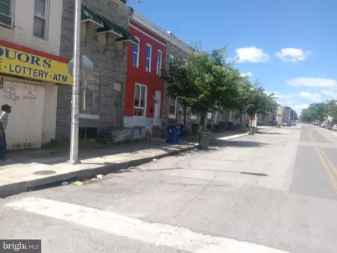 2441 E Hoffman St, Baltimore, MD 21213 photo 2