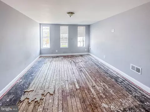 2435 Hoffman St E, Baltimore, MD 21213 photo 6