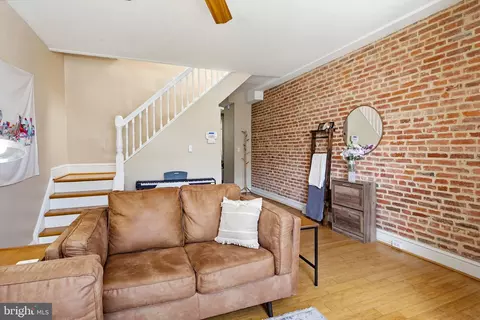 Entry Way - 3116 E Baltimore St E, Baltimore, MD 21224 photo 2 of 4