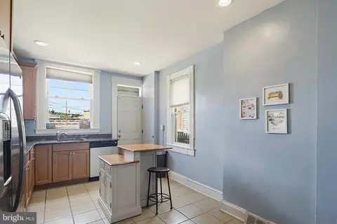 Kitchen - 3116 E Baltimore St E, Baltimore, MD 21224 photo 1 of 4
