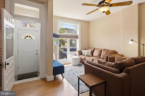 Entry Way - 3116 E Baltimore St E, Baltimore, MD 21224 photo 1 of 4