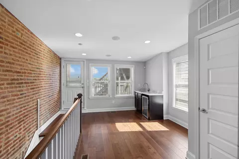 Entry Way - 2818 E Baltimore St, Baltimore, MD 21224 photo 5 of 10