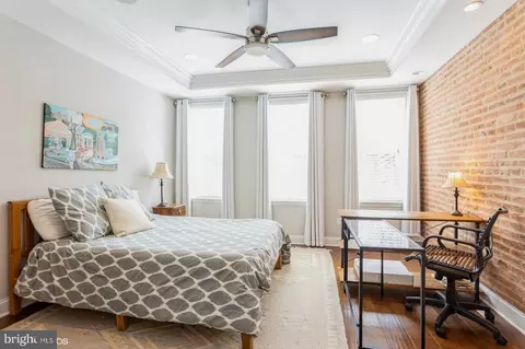 Bedroom - 2818 E Baltimore St, Baltimore, MD 21224 photo 1 of 13