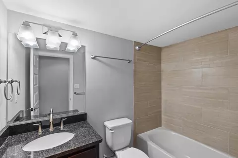 Bath - 2818 E Baltimore St, Baltimore, MD 21224 photo 6 of 6