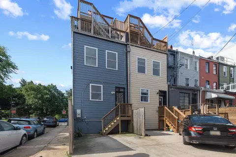 Exterior - 2818 E Baltimore St, Baltimore, MD 21224 photo 8 of 10