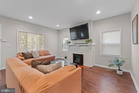 Other - 618 Wicklow Rd, Baltimore, MD 21229 photo 4 of 8