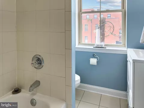 100 Pilgrim Lndg, Baltimore, MD 21230 photo 32