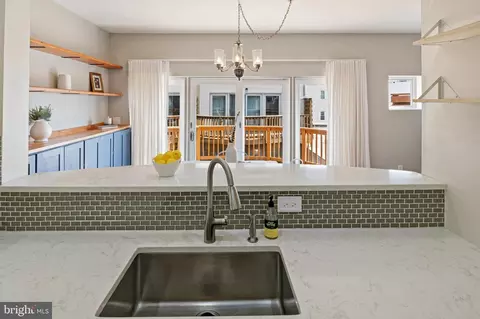 100 Pilgrim Lndg, Baltimore, MD 21230 photo 9