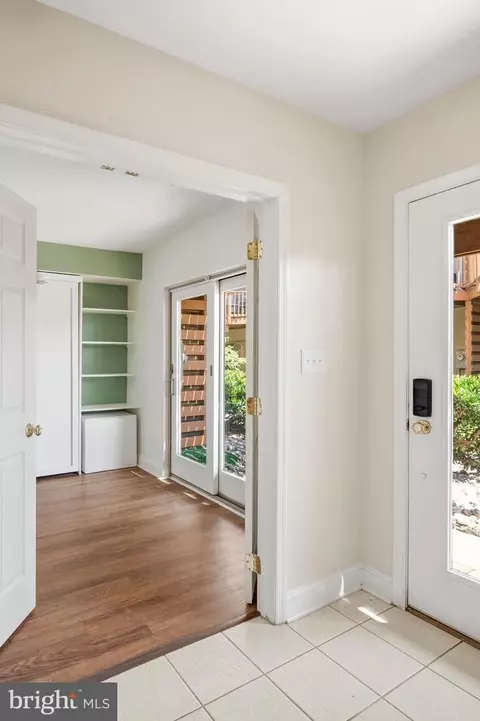 100 Pilgrim Lndg, Baltimore, MD 21230 photo 23