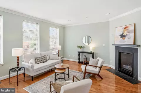 100 Pilgrim Lndg, Baltimore, MD 21230 photo 5