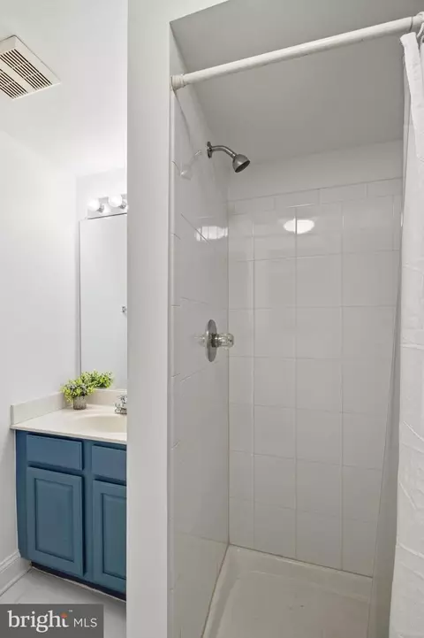 100 Pilgrim Lndg, Baltimore, MD 21230 photo 26