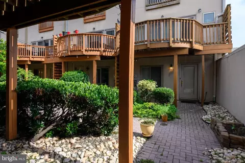 100 Pilgrim Lndg, Baltimore, MD 21230 photo 10