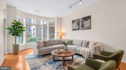 1209 N Charles St #114, Baltimore, MD 21201