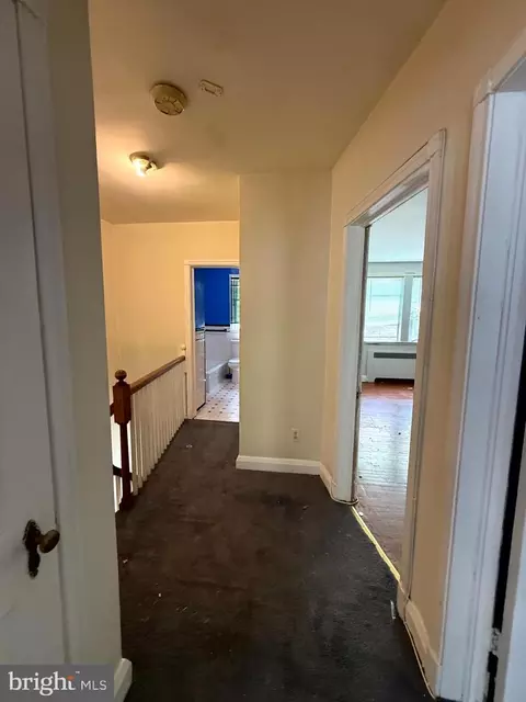 Entry Way - 1618 Roundhill Rd, Baltimore, MD 21218 photo 5 of 5