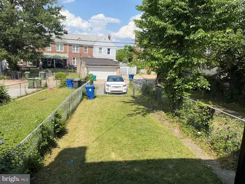 Exterior - 105 Upmanor Rd, Baltimore, MD 21229 photo 4 of 4