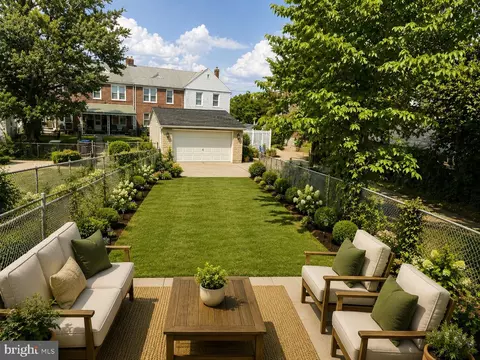 Exterior - 105 Upmanor Rd, Baltimore, MD 21229 photo 3 of 4
