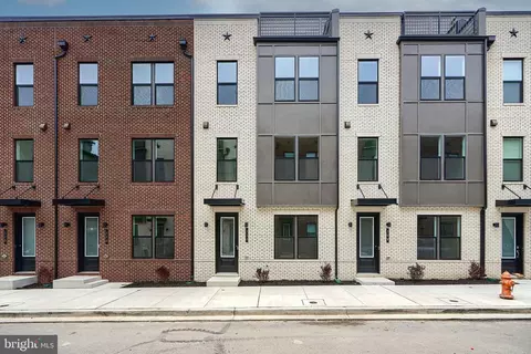 109 Glass Ln, Baltimore, MD 21230