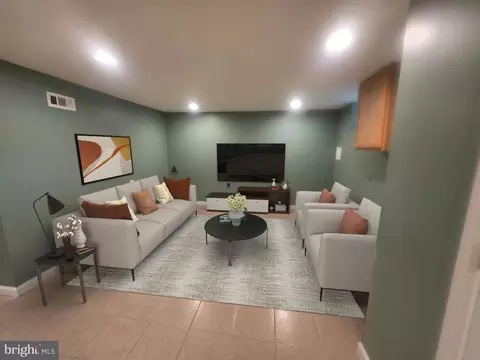 Living - 1235 Limit Ave, Baltimore, MD 21239 photo 9 of 9