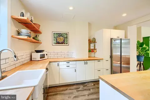 Kitchen - 1330 Morling Ave W, Baltimore, MD 21211 photo 6 of 6