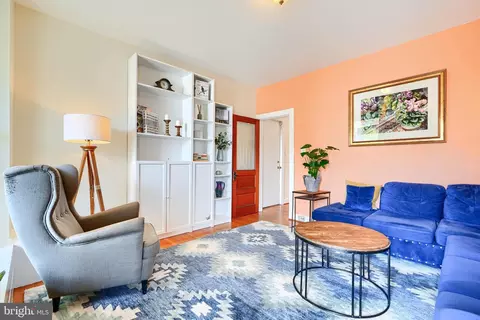 Living - 1330 Morling Ave W, Baltimore, MD 21211 photo 2 of 3