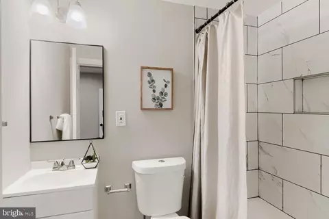 Bath - 2911 Frederick Ave, Baltimore, MD 21223 photo 5 of 5