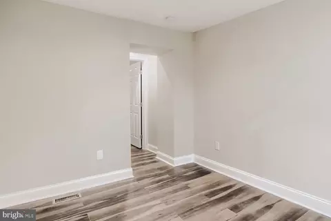Entry Way - 2911 Frederick Ave, Baltimore, MD 21223 photo 3 of 5