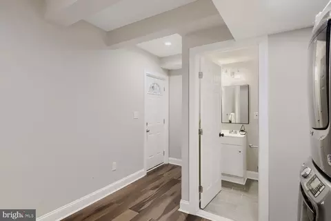 Entry Way - 2911 Frederick Ave, Baltimore, MD 21223 photo 4 of 5