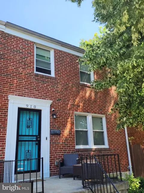 910 Dartmouth Rd, Baltimore, MD 21212