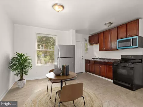 3211 Elmley Ave, Baltimore, MD 21213