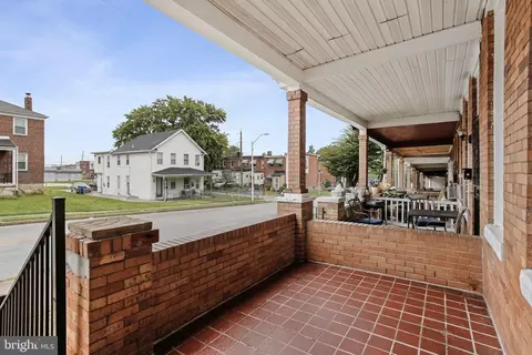 Exterior - 2811 Erdman Ave, Baltimore, MD 21213 photo 3 of 5