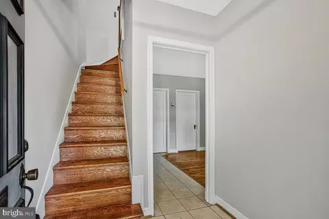 Entry Way - 3040 E Federal St, Baltimore, MD 21213 photo 1 of 6