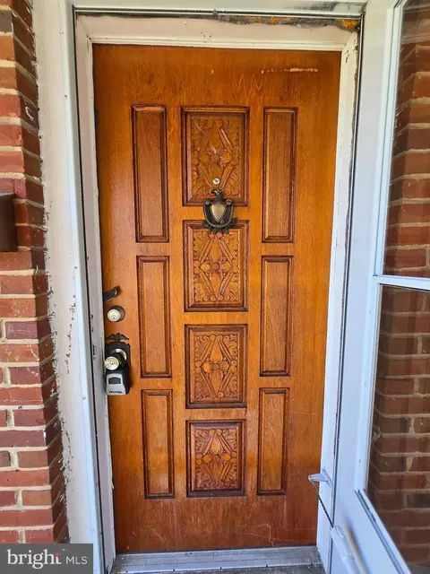 Entry Way - 5643 Kavon Ave, Baltimore, MD 21206 photo 4 of 4