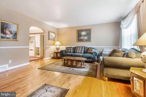 Living - 1903 Heathfield Rd, Baltimore, MD 21239 photo 1 of 2