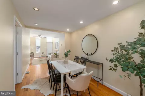 Dining - 1926 Light St, Baltimore, MD 21230 photo 1 of 2