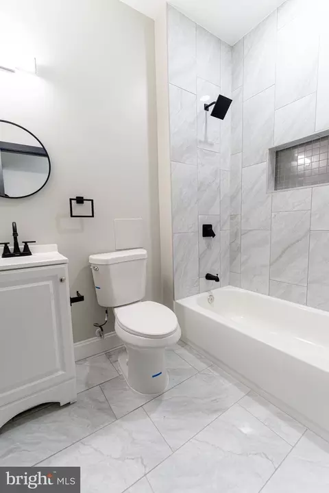 Bath - 1306 E Lafayette Ave, Baltimore, MD 21213 photo 4 of 5