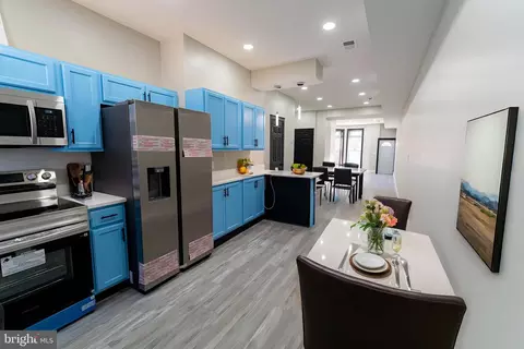 Entry Way - 1306 E Lafayette Ave, Baltimore, MD 21213 photo 1 of 15