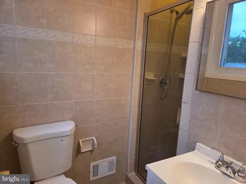 Bath - 5912 Winner Ave, Baltimore, MD 21215 photo 2 of 2