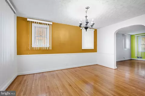 Living - 3920 Rosecrest Ave, Baltimore, MD 21215 photo 5 of 5