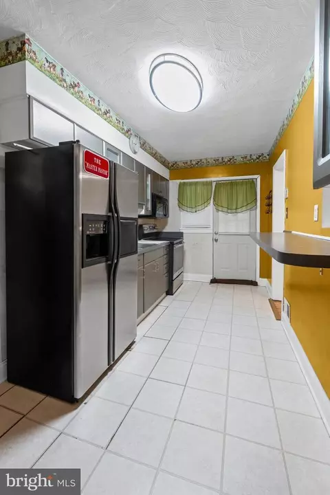 Kitchen - 3920 Rosecrest Ave, Baltimore, MD 21215 photo 1 of 1