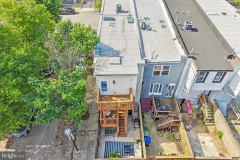 View/Area - 2506 E Fairmount Ave, Baltimore, MD 21224 photo 1 of 7